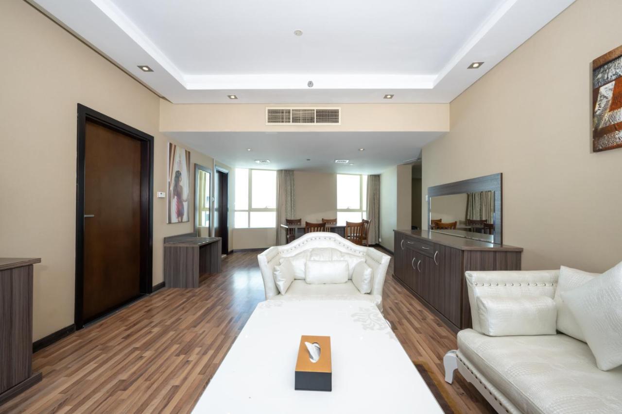 Pearl Swiss Hotel Dubai Exterior foto
